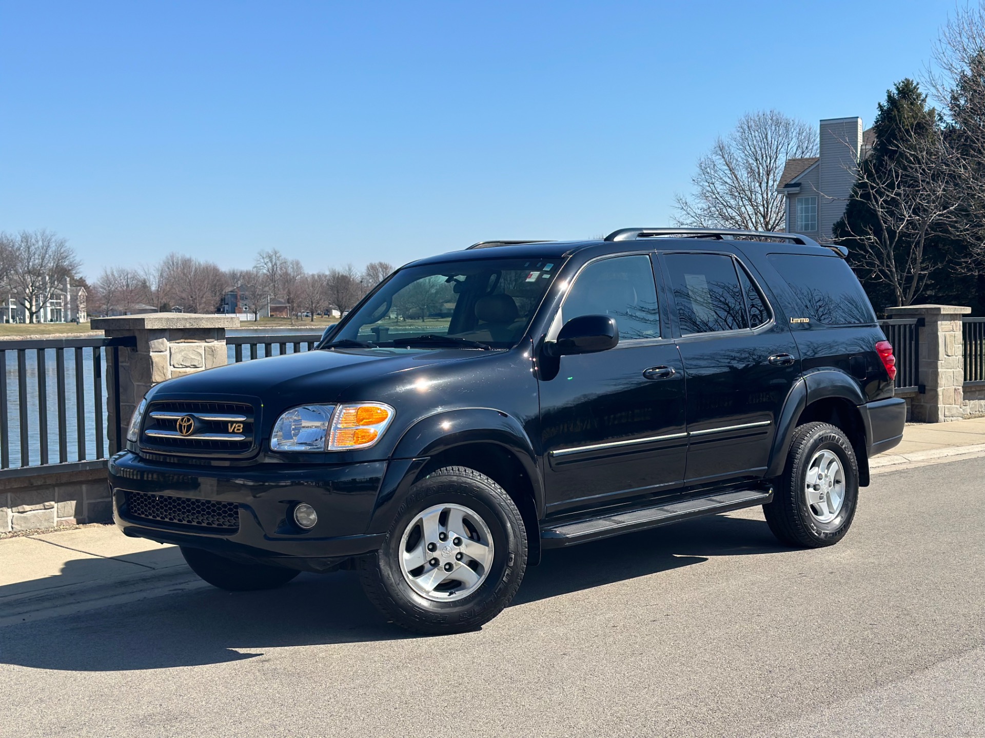 2001 Toyota Sequoia Limited 4x4's photo