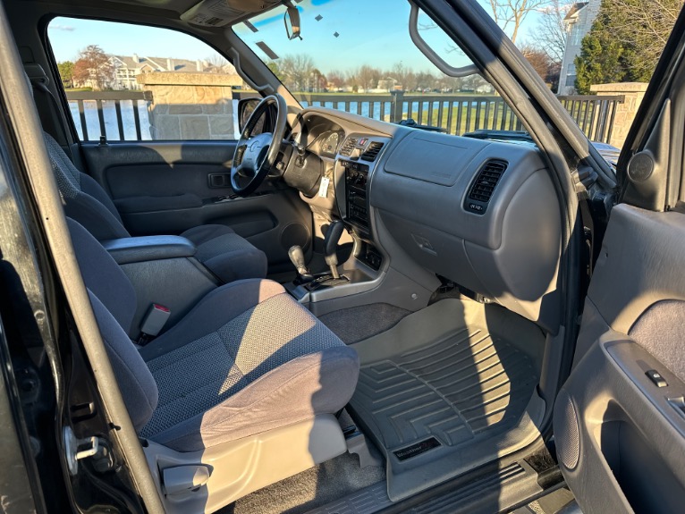 Used 2002 Toyota 4Runner SR5 for sale Sold at Private Collection Chicago in Naperville IL 60563 23