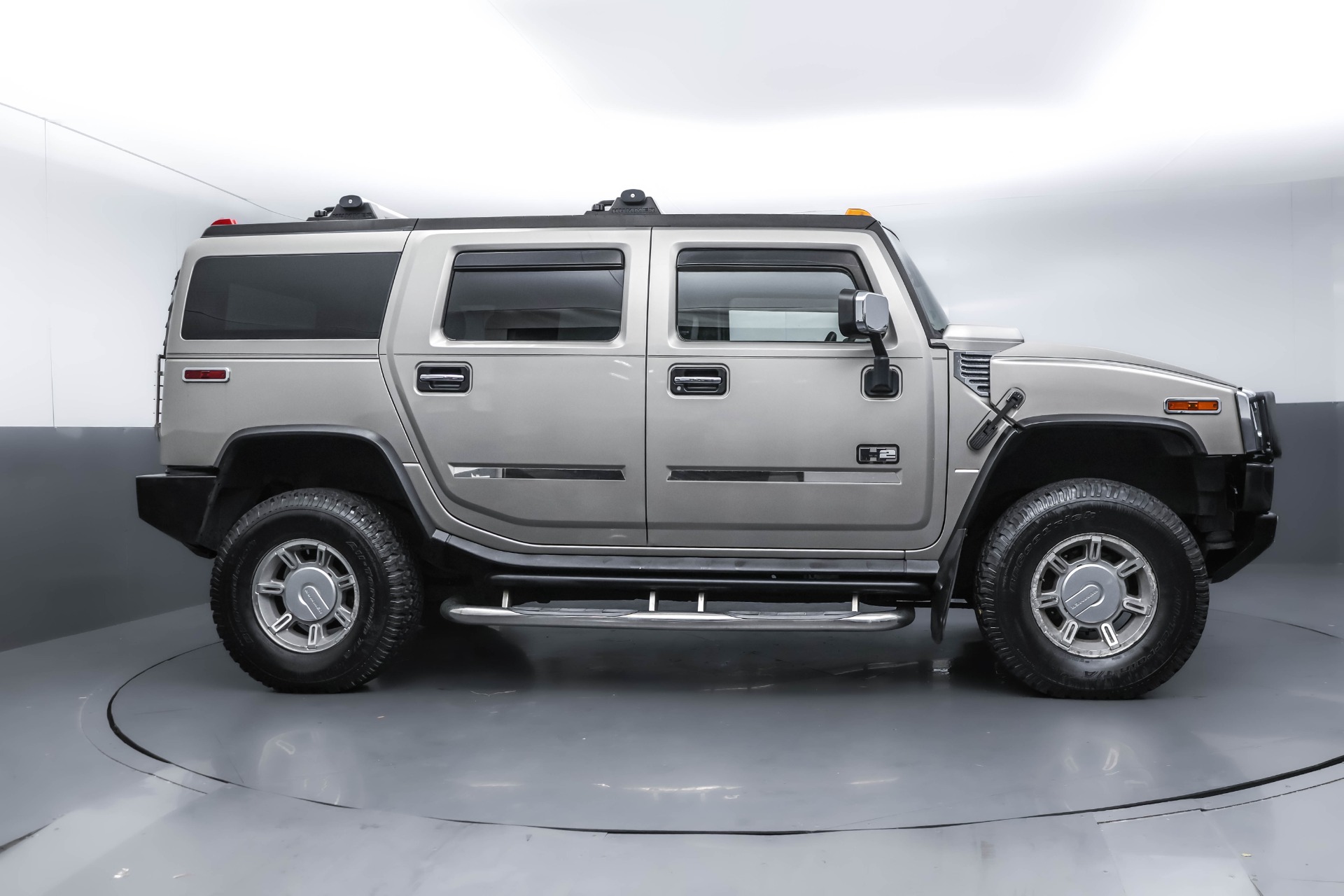 2003 Hummer H2 3/4 Ton photo 3