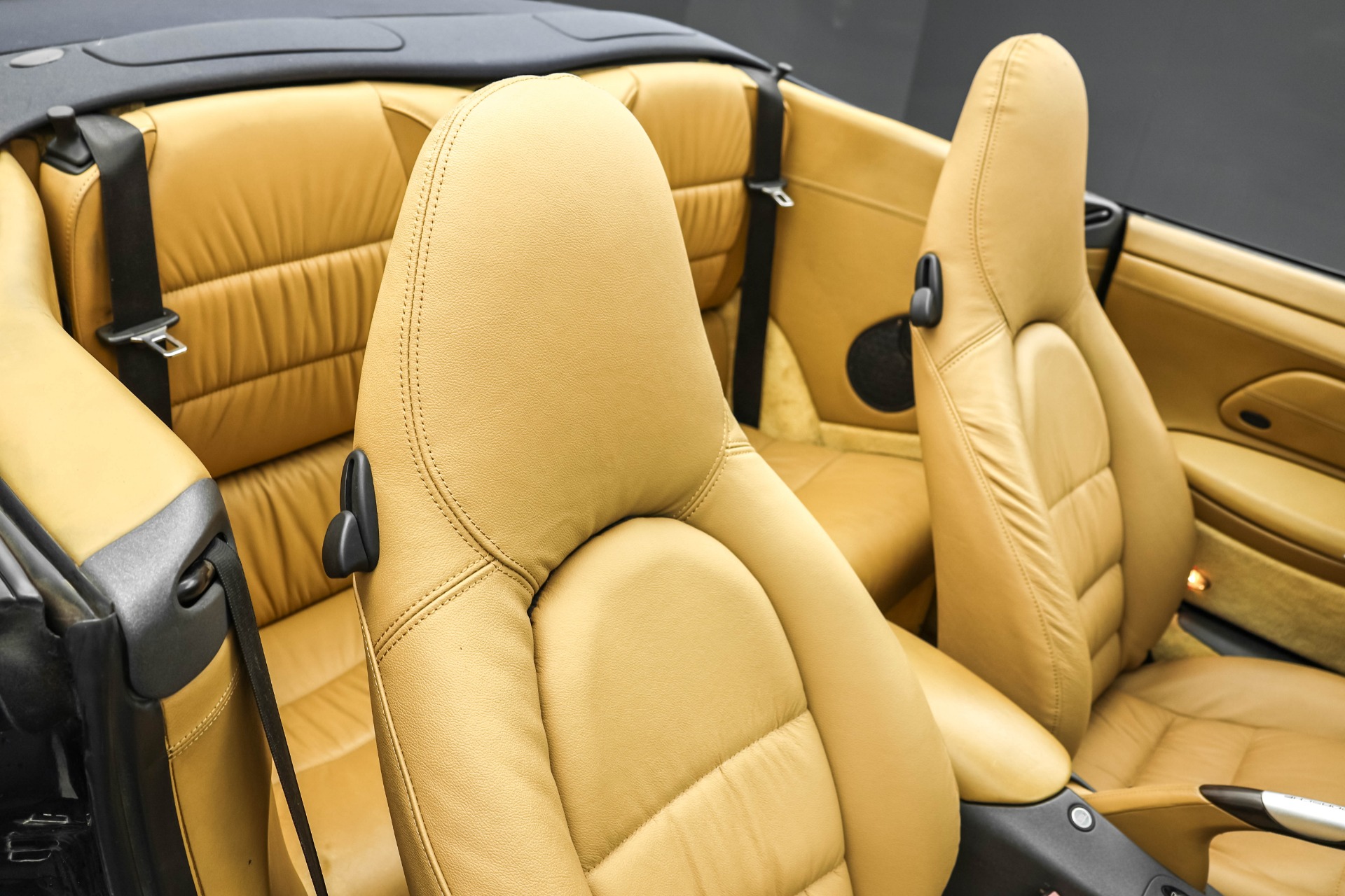 1999 Porsche 911 Cabriolet photo 15