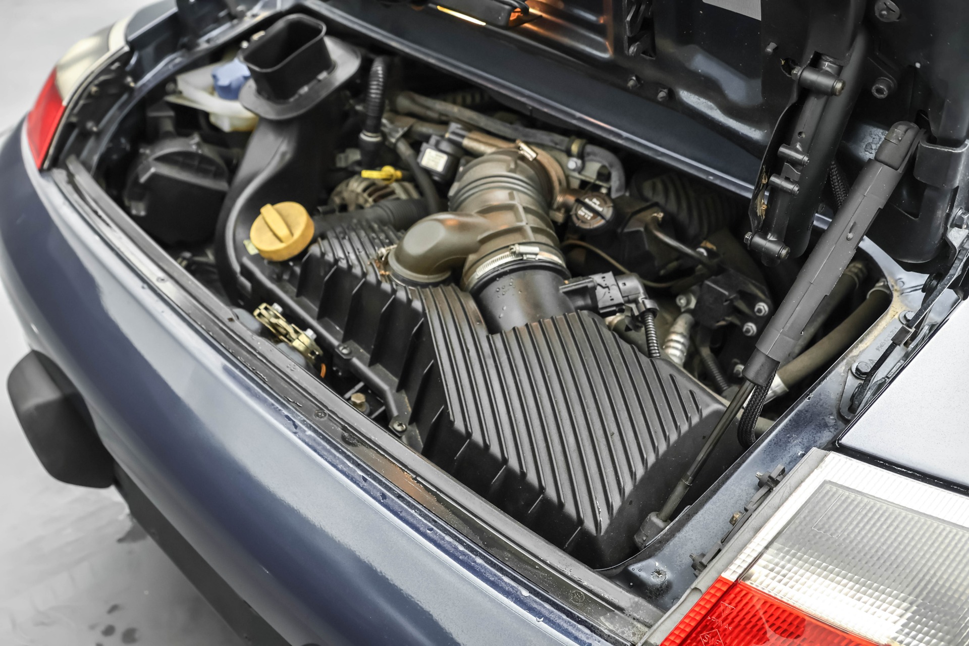 1999 Porsche 911 Cabriolet photo 24