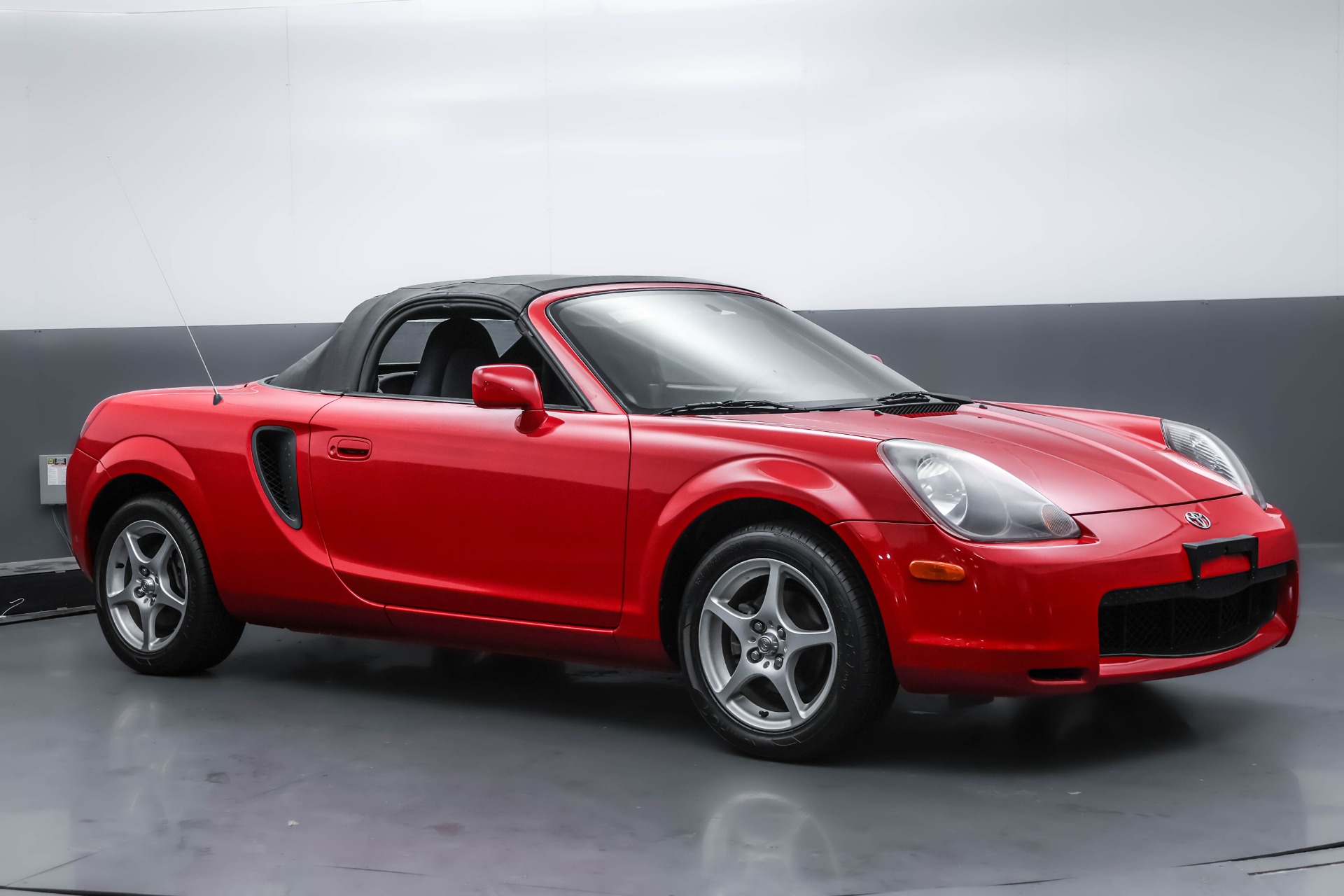 2001 Toyota MR2 Spyder photo 28
