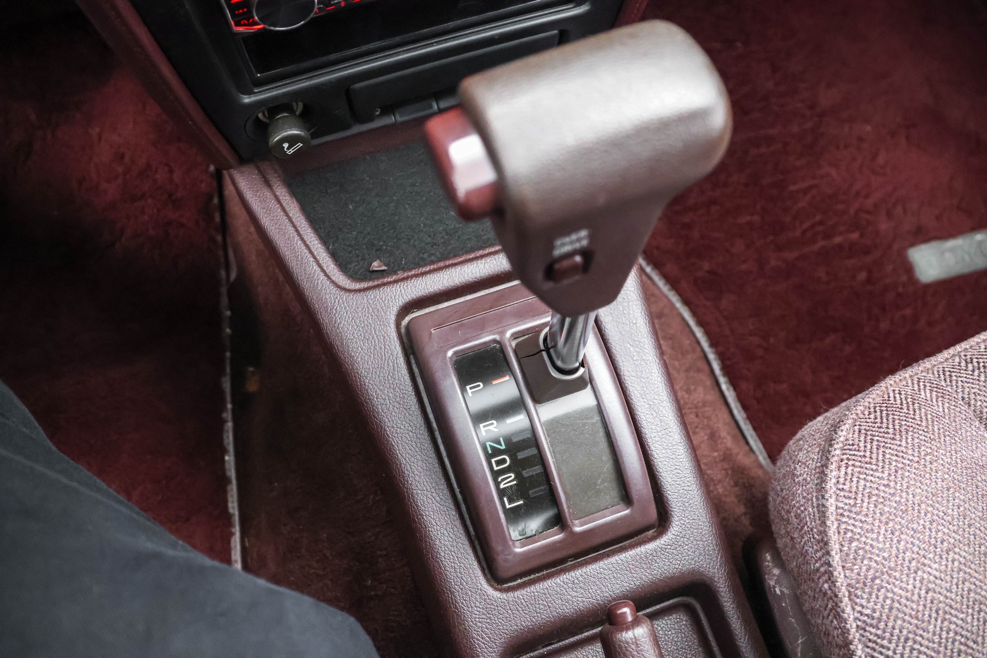 1987 Toyota Camry DX photo 4