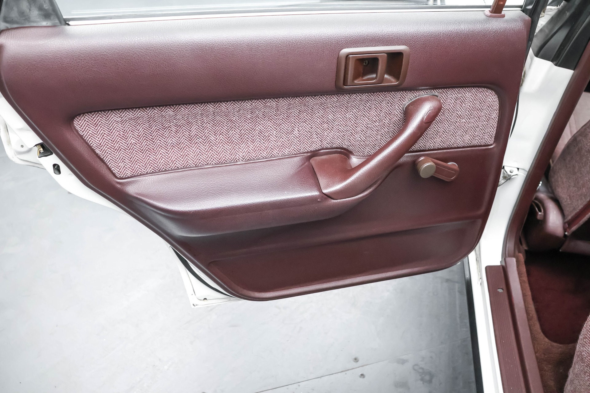 1987 Toyota Camry DX photo 5
