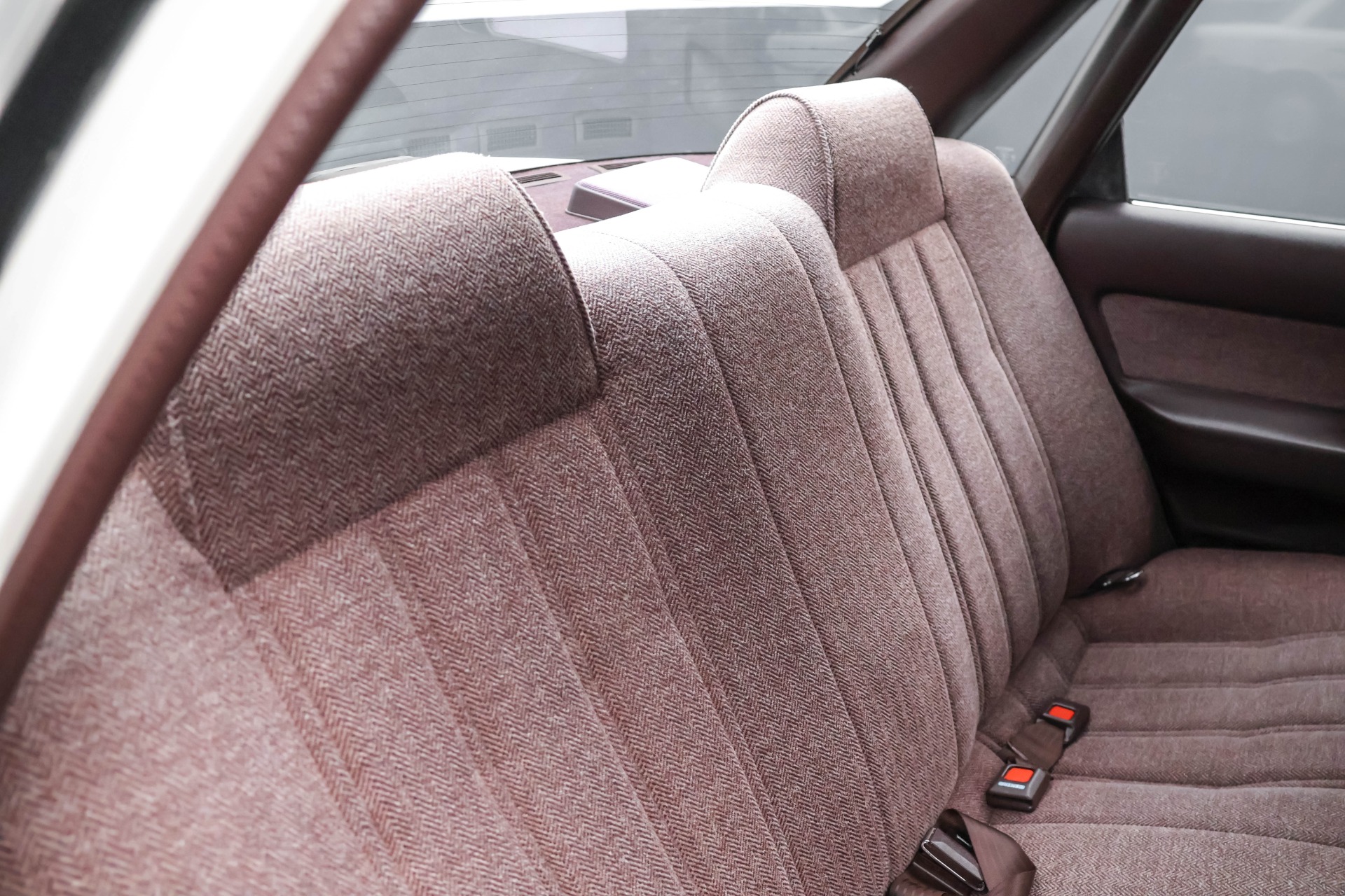 1987 Toyota Camry DX photo 8