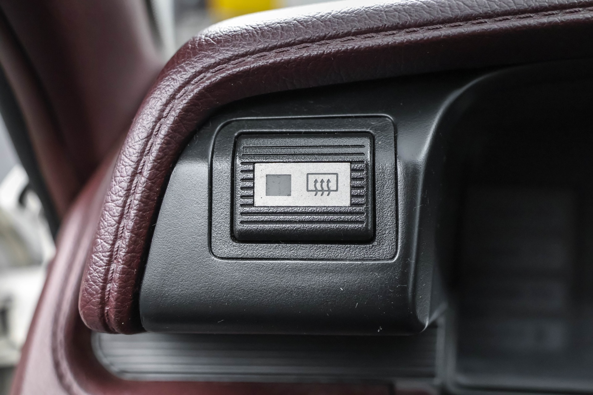 1987 Toyota Camry DX photo 29