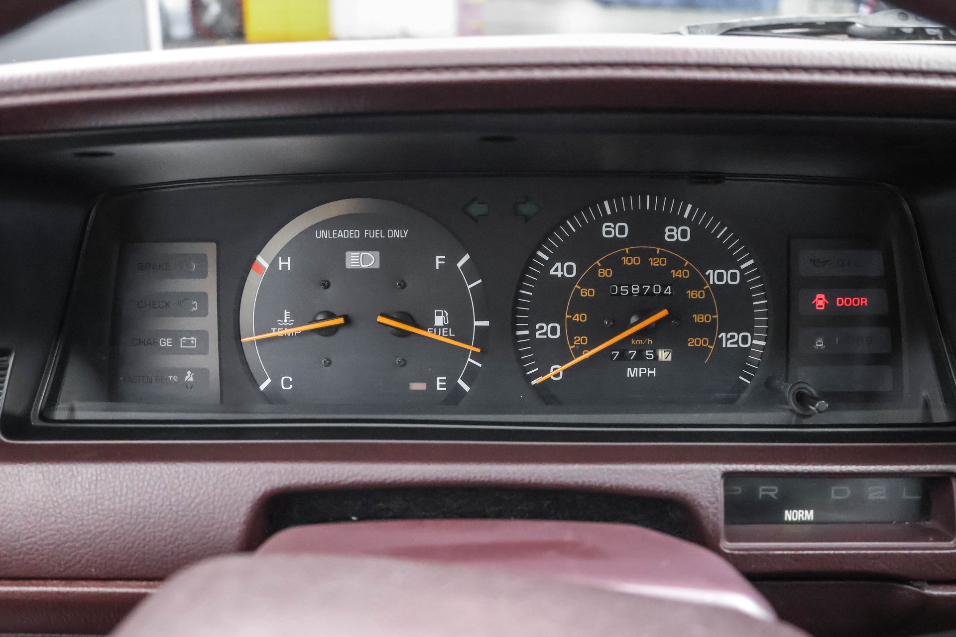1987 Toyota Camry DX photo 2