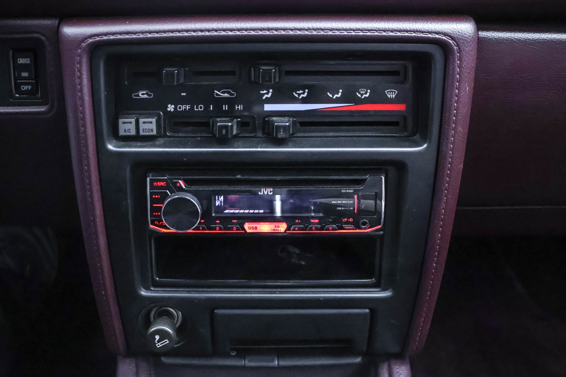 1987 Toyota Camry DX photo 3