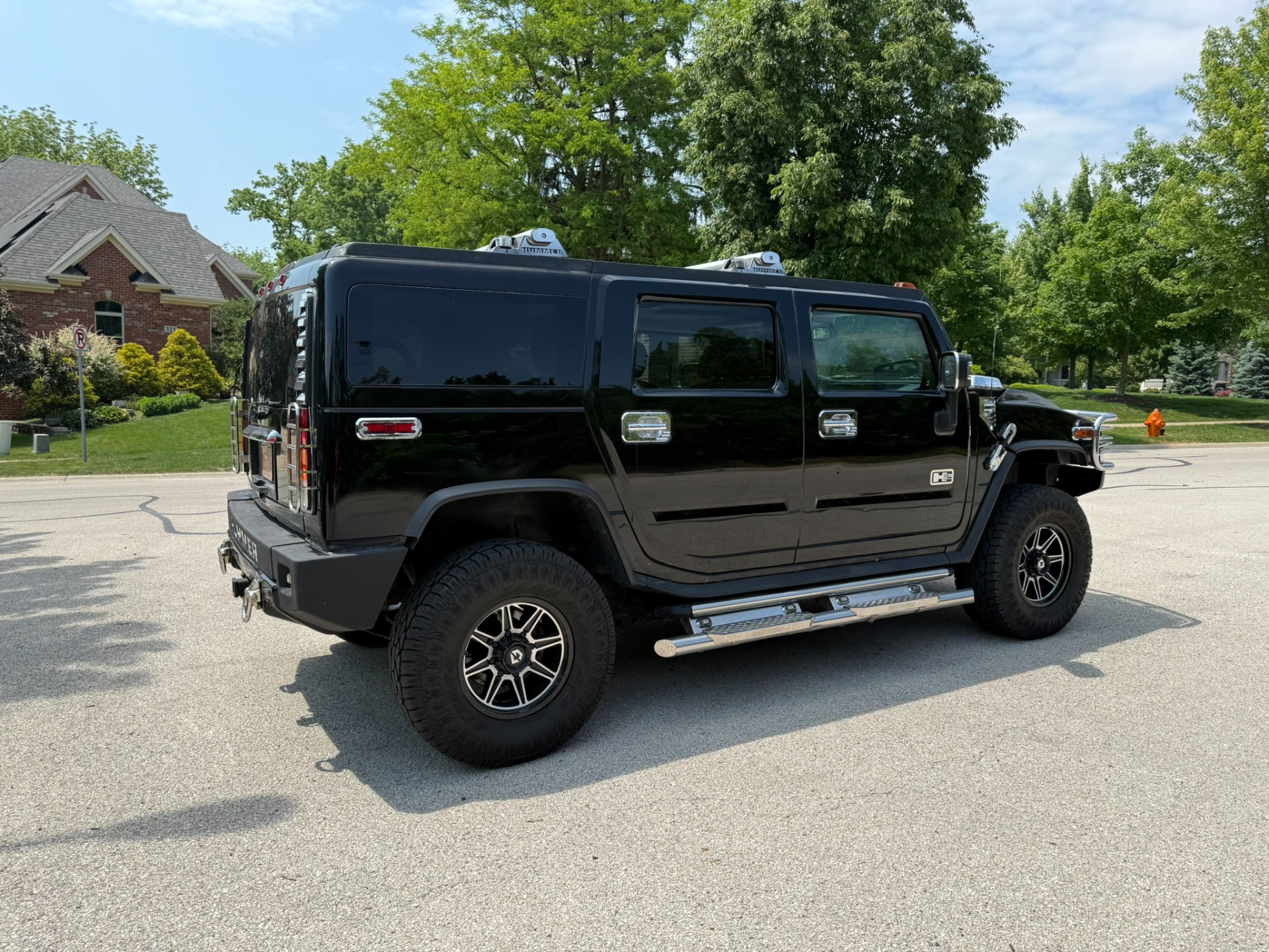 2004 Hummer H2 3/4 Ton photo 2