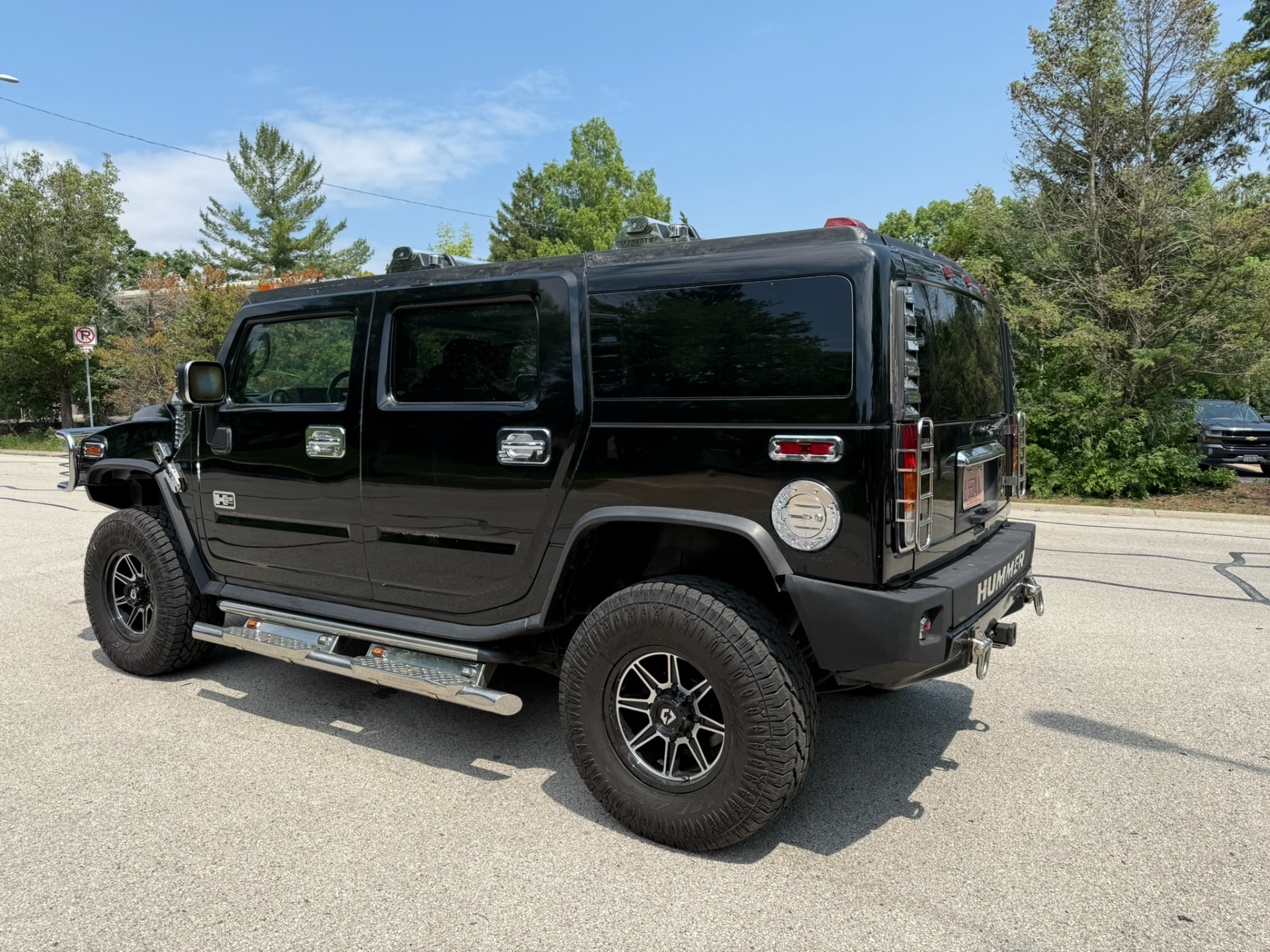 2004 Hummer H2 3/4 Ton photo 3