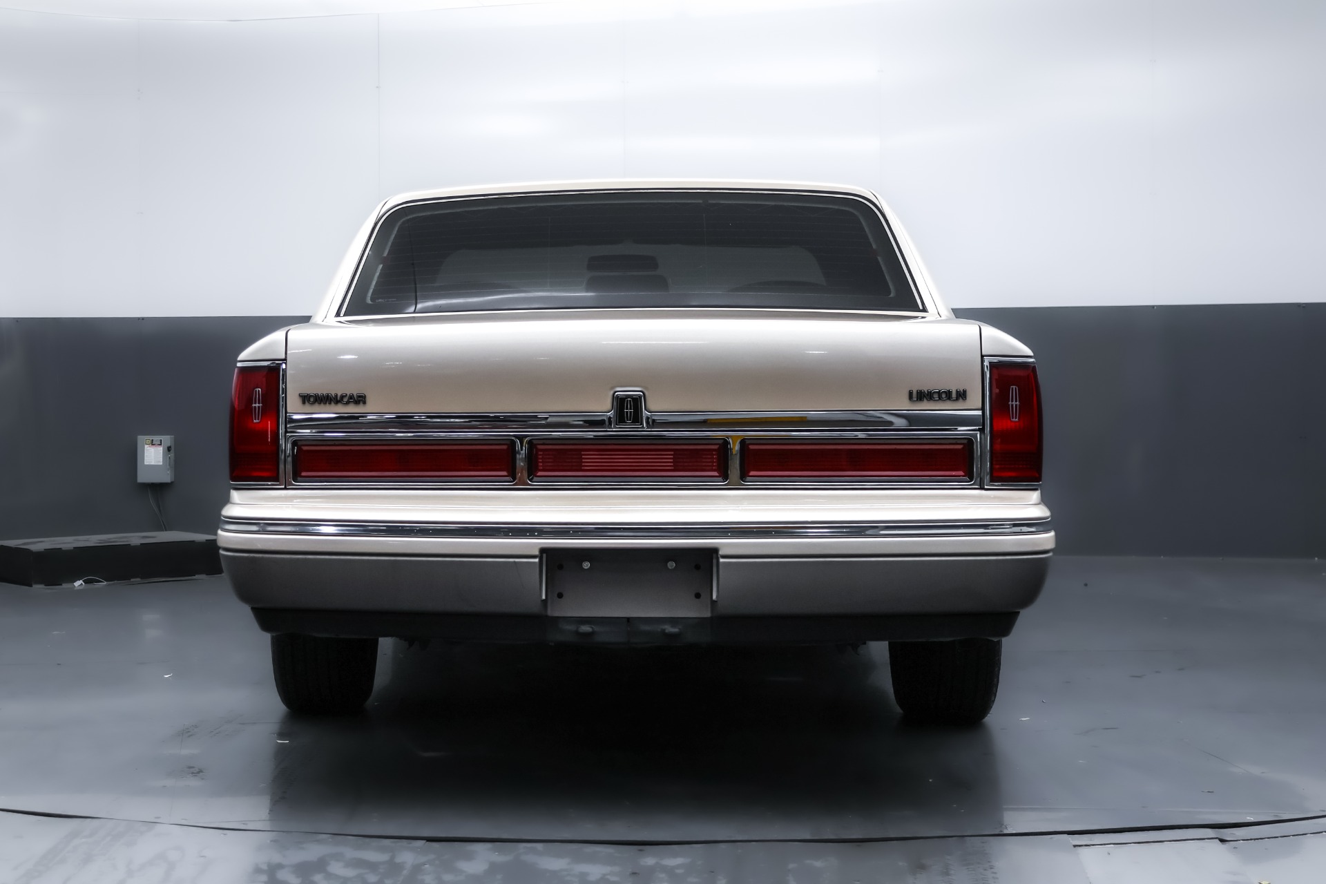 Used 1995 Lincoln Town Car Signature For Sale (Sold) | Private