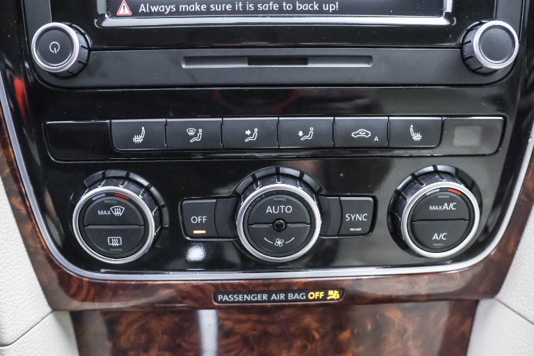 2013 Volkswagen Passat SEL - Photo 34