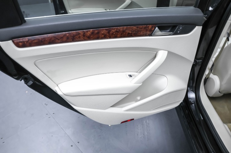 2013 Volkswagen Passat SEL - Photo 36