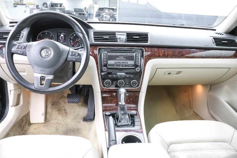 2013 Volkswagen Passat SEL - Photo 28