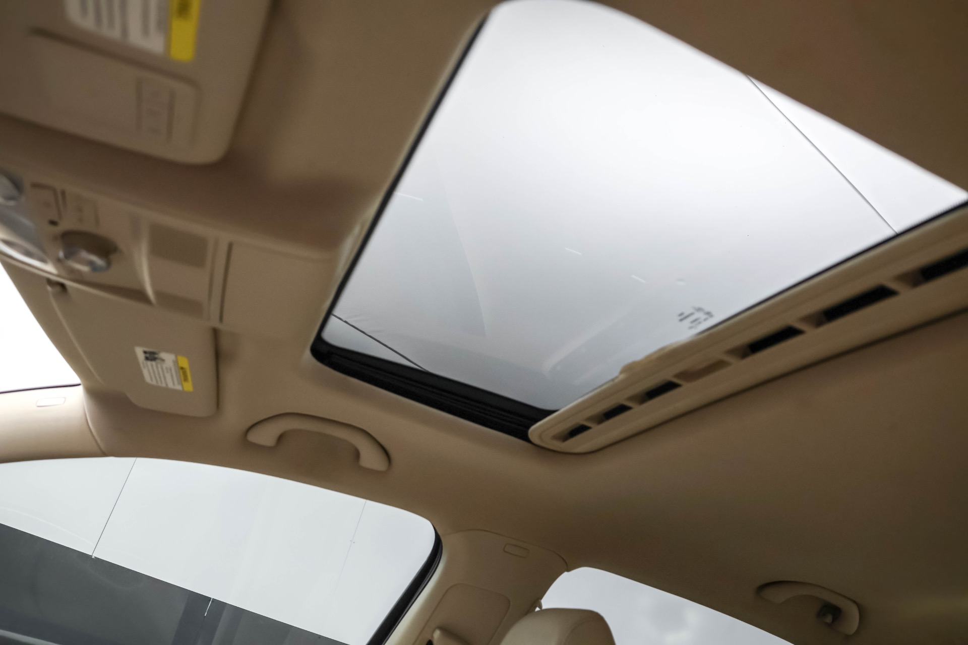 2013 Volkswagen Passat SEL - Photo 7