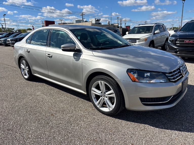 2014 Volkswagen Passat SE