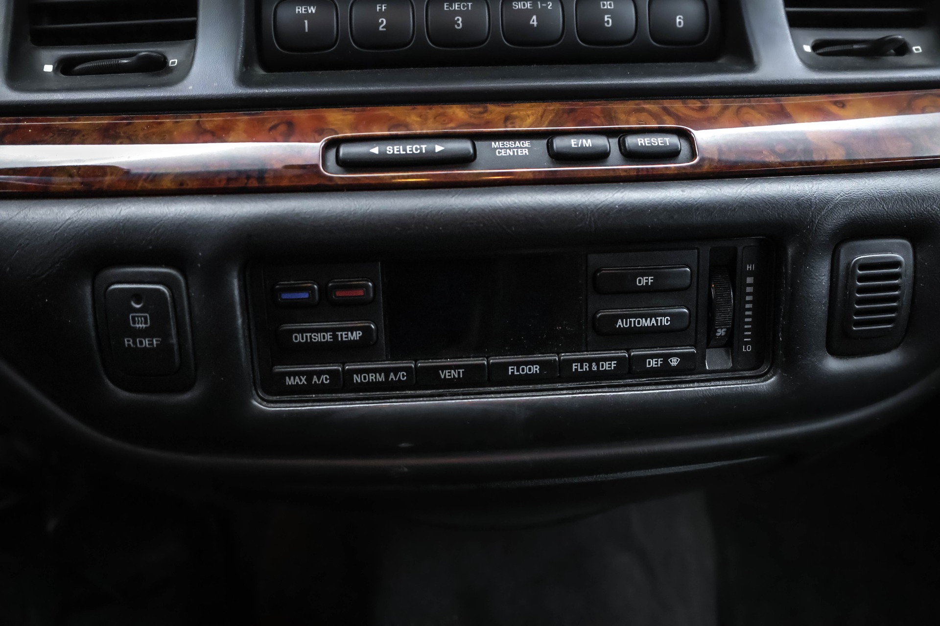 1995 Lincoln towncar シグネチャー 内装 1995 Lincoln Town Car