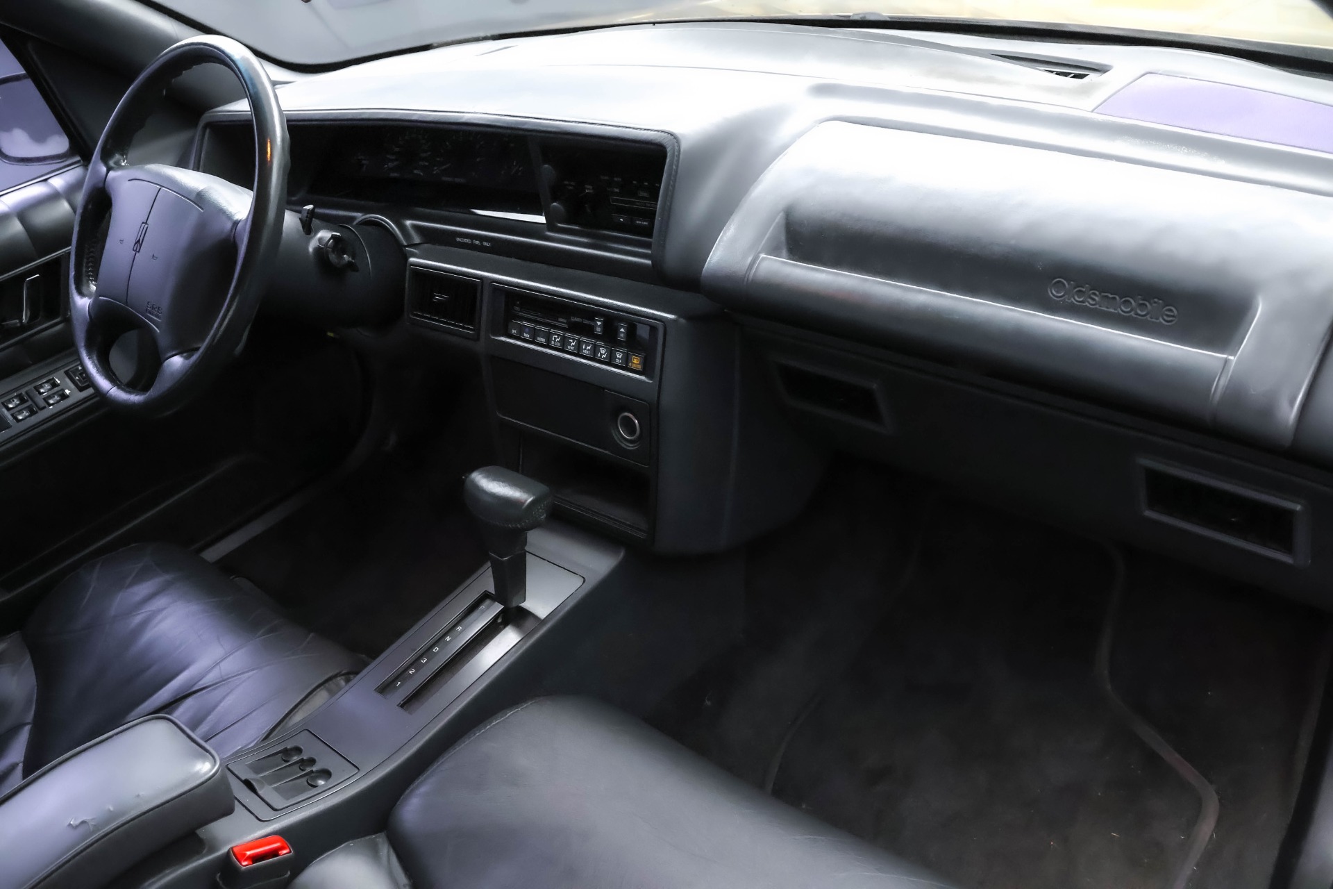 1994 Oldsmobile Cutlass Supreme - Photo 21