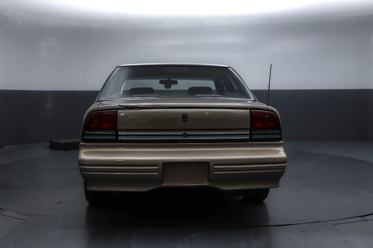 1994 Oldsmobile Cutlass Supreme - Photo 54